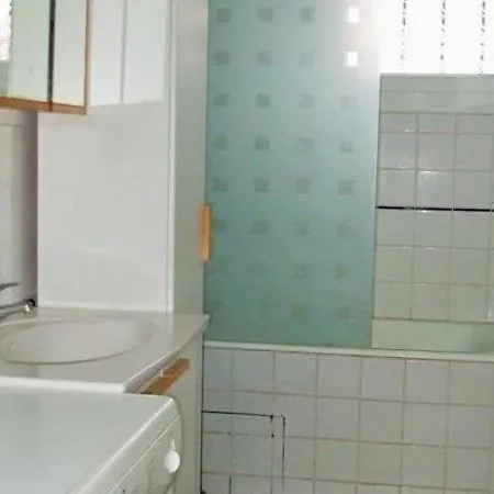 Dans Un A 2 Pas De La Gare Sncf Et A 300m De La Gare Routiere