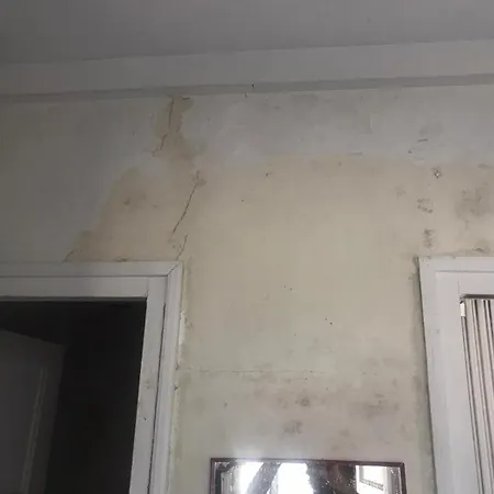 Dans Un A 2 Pas De La Gare Sncf Et A 300m De La Gare Routiere * 크레유